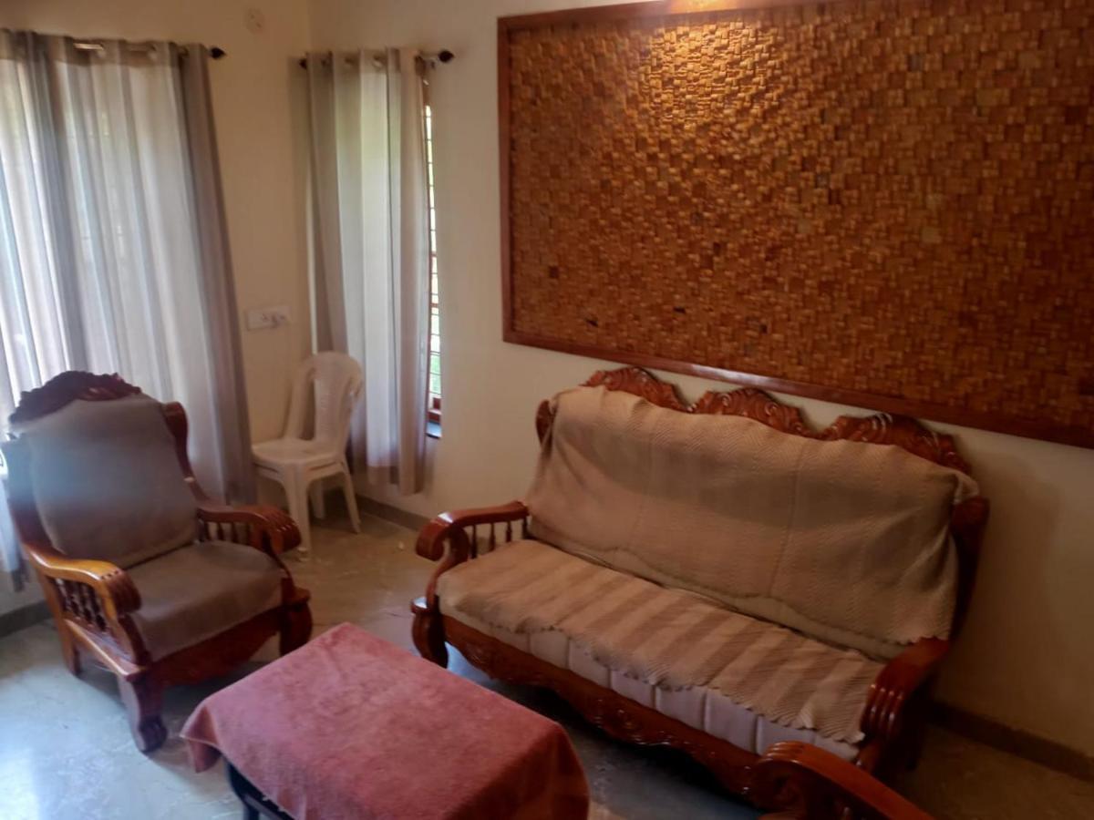 Sinai Homestay Alappuzha Екстериор снимка