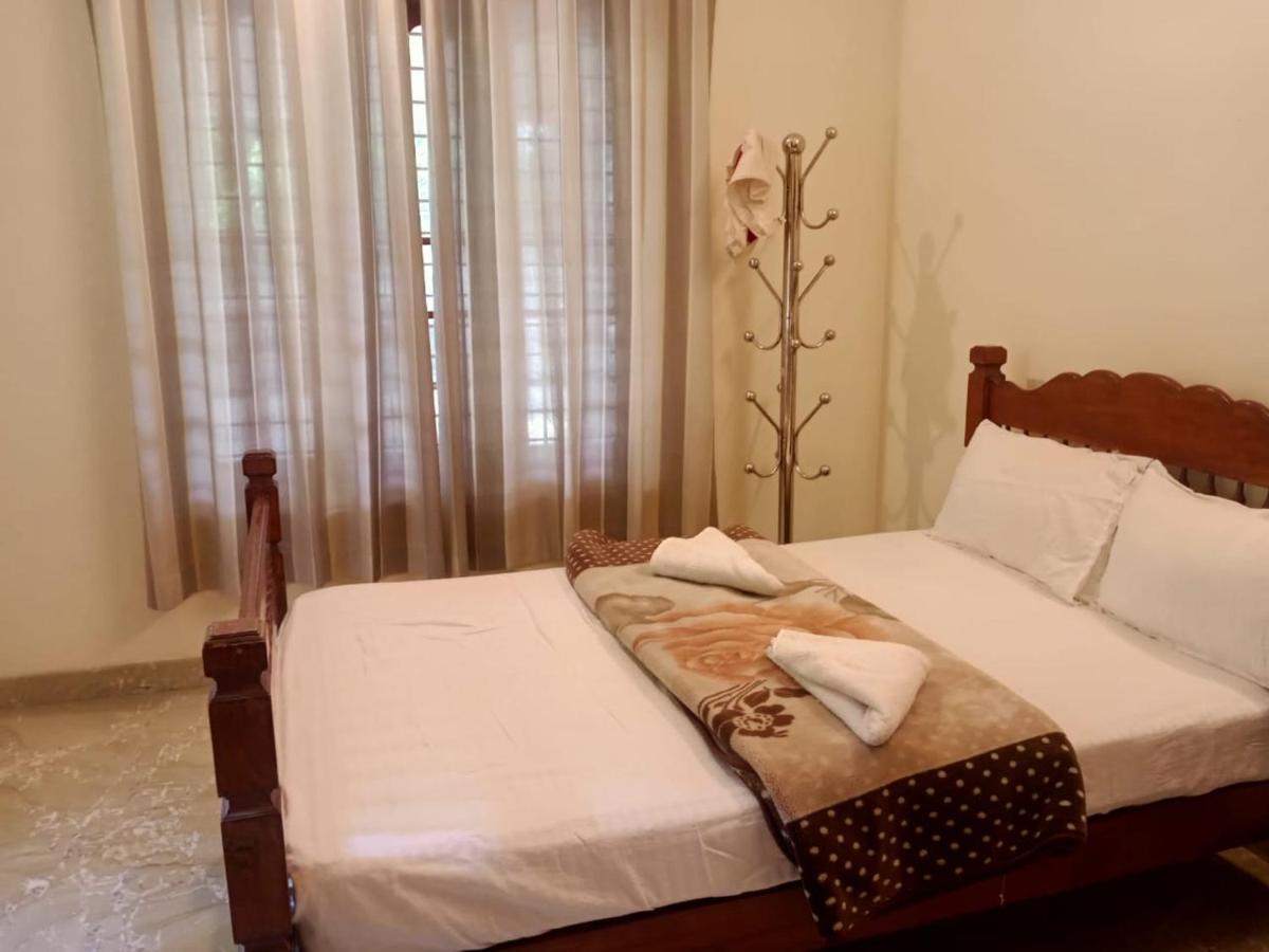 Sinai Homestay Alappuzha Екстериор снимка