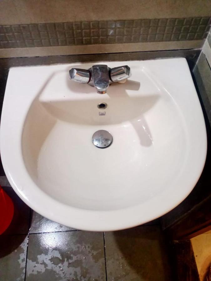 Sinai Homestay Alappuzha Екстериор снимка