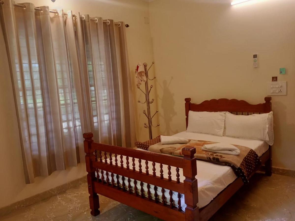 Sinai Homestay Alappuzha Екстериор снимка